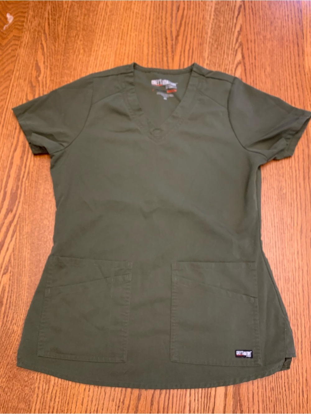 Grey's Anatomy Olive Green V-Neck Scrub Top & Jogger Pants - Picture 2 of 8